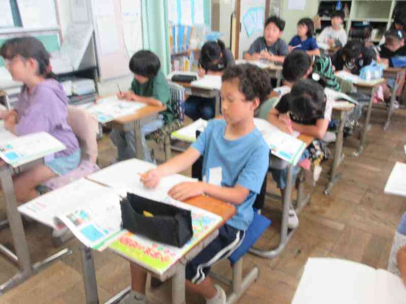 4963c5e4-f94f-4e95-9b2c-9e057d583be8 (1)
