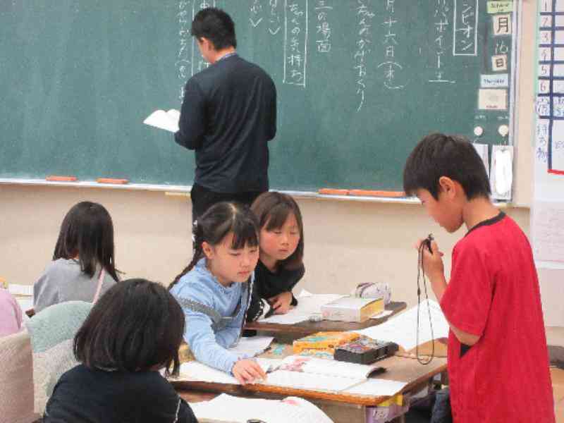 b28f9de7-918d-4db1-a1cc-2988dd0629bc