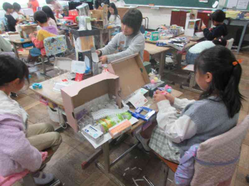 b9ab57e5-48c9-4e8f-9ef7-d8f555000ec8