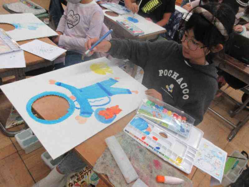 c4a35454-448e-4f82-8d84-79f81e070cf8