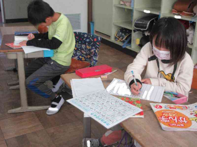 9ef323eb-7cc1-49c7-9d4b-983d9b14beda