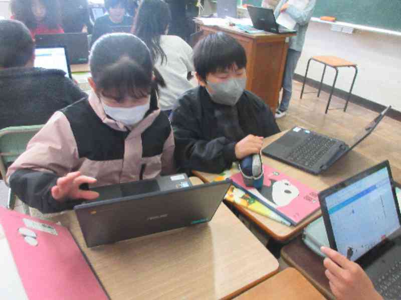 4accbee8-f2b3-49d8-a794-8f509ed59ed0