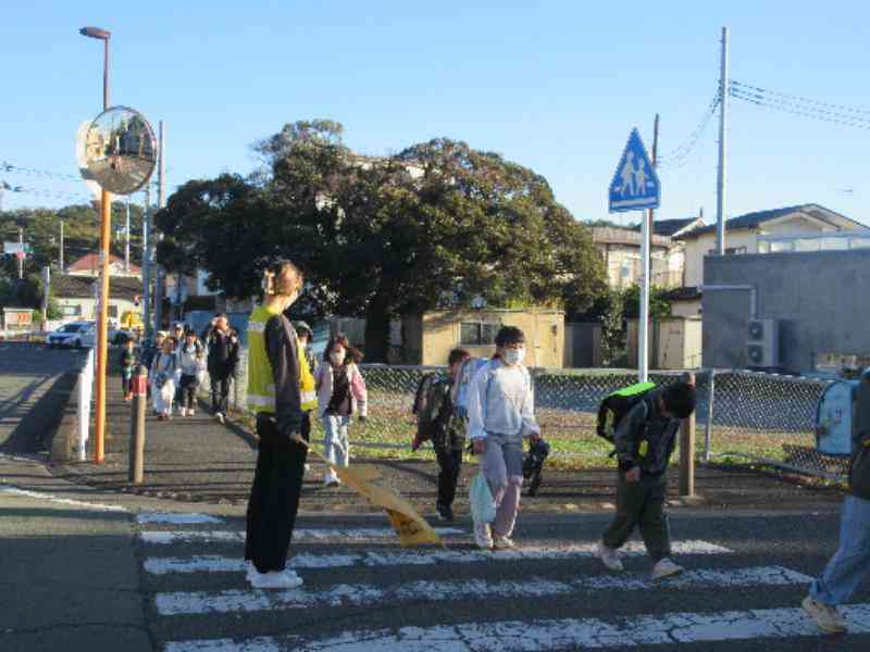 0c1b6d75-8a92-4f35-ab00-faf260df307e