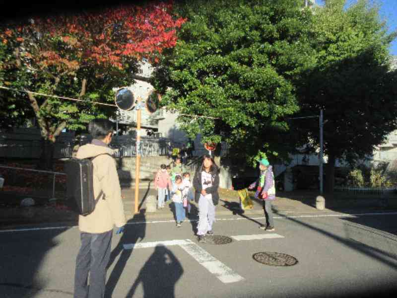 6ed26130-8f70-4953-8195-7b603769bbac