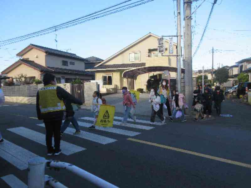 577a5c2e-f7fb-4731-b51b-f4d59113d4a5