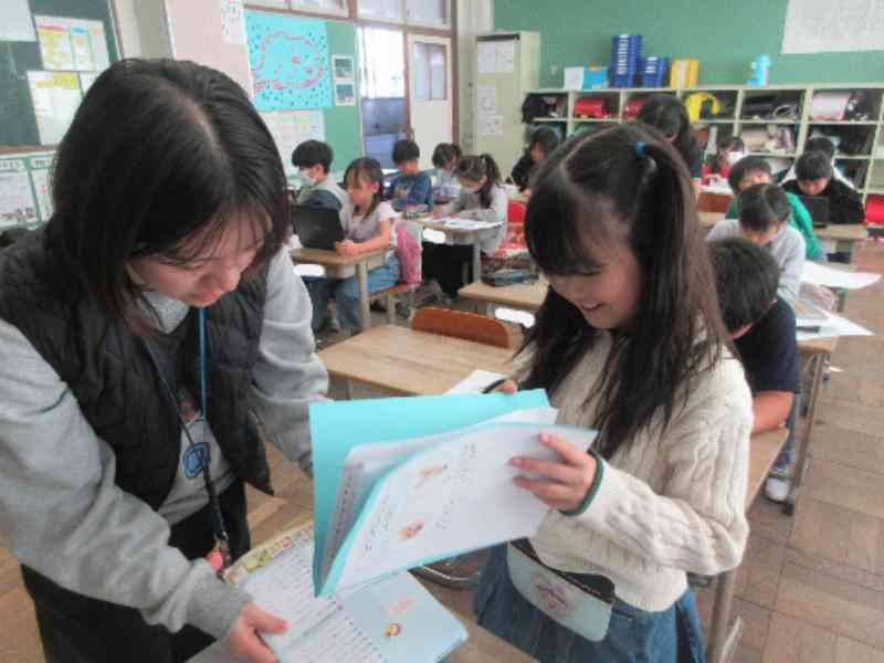 414ca1a4-4981-424a-9048-0d1a49a11cf5