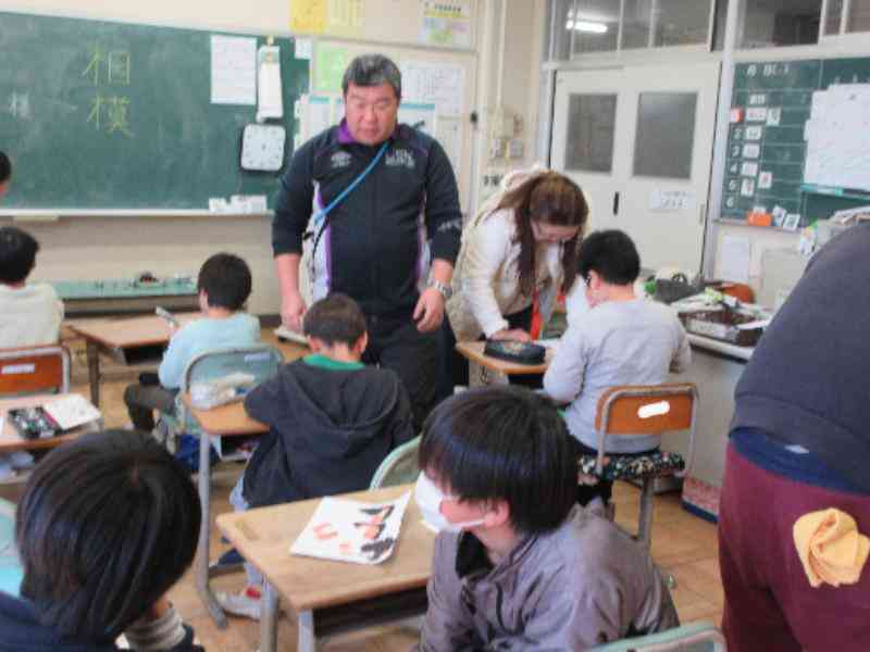 a8075177-6fef-4ef4-ad6e-831de5b6c939