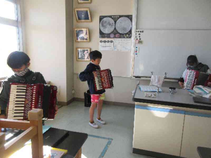 cc073ead-30de-4b66-b650-1e237ab3d763