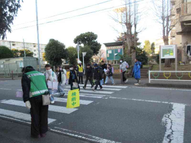 d9f50984-e1f2-4748-8781-f76c91d5d377