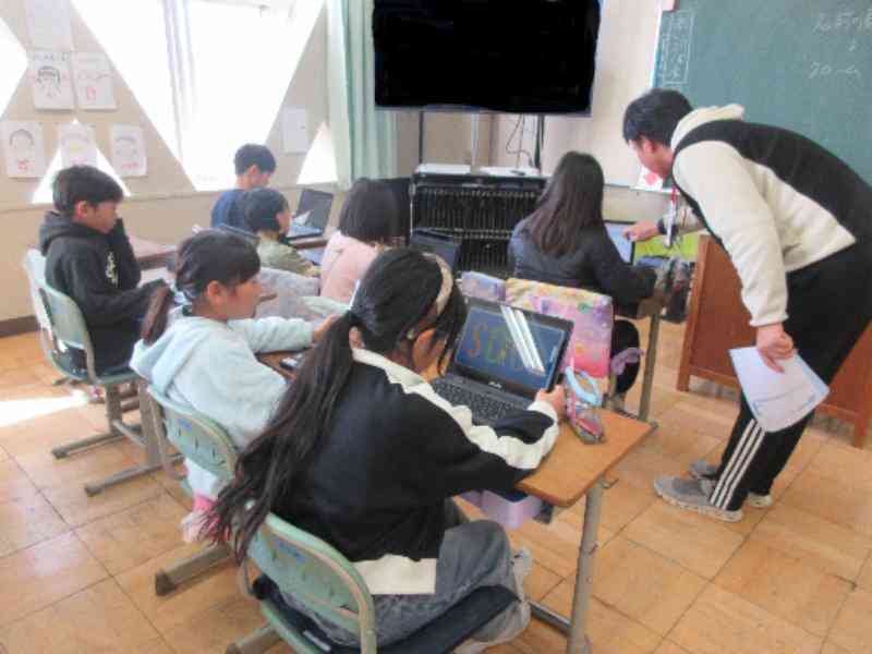 e5a34eb1-0a62-458d-81c2-03ee49431c38