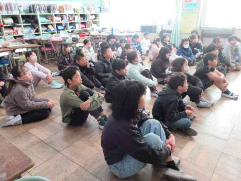 9b9600fe-5041-4e85-95cd-5aff9c4ff974