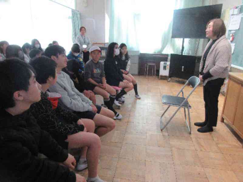 7785e669-4484-4541-aebb-3d6f788d1028