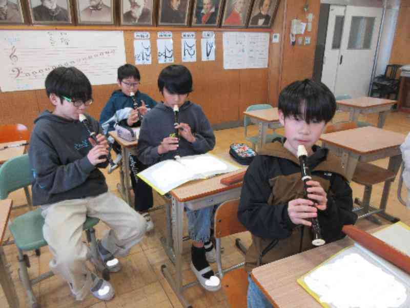 756cfb54-0234-4f1e-a228-9973eaa3d231