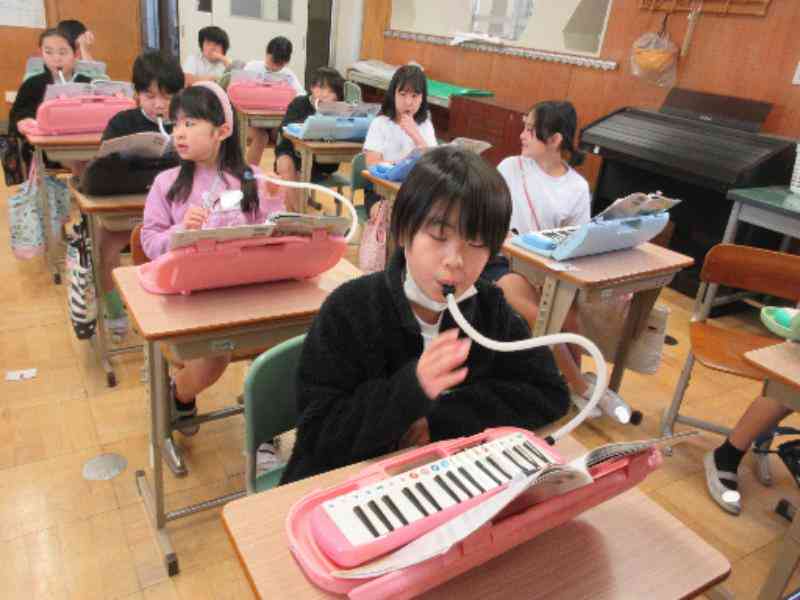 2888404e-e675-44cf-bfb7-f652d469ba4d