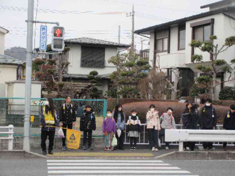 b7eba01d-504d-49fc-ae6b-3757b7f074f6