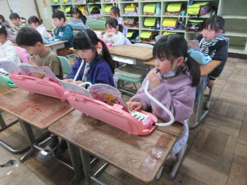 2f1d1494-c304-4eb1-a11b-e79ec64dca1d